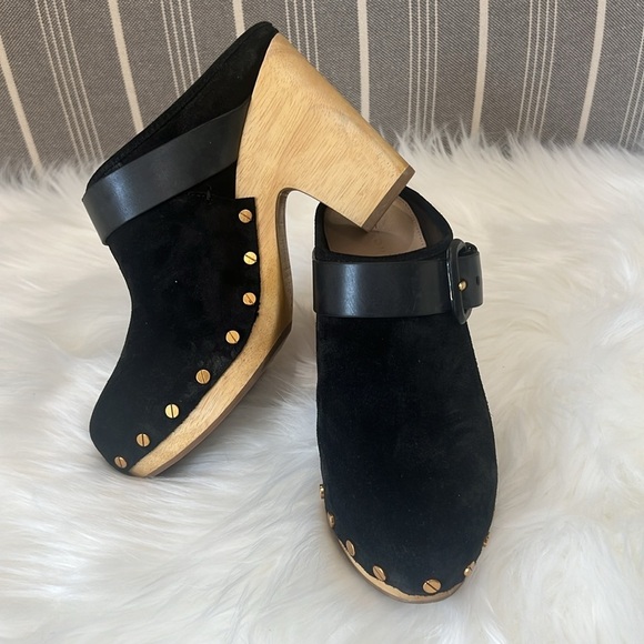 Veronica Beard Black and Tan Clogs - Picture 7 of 13